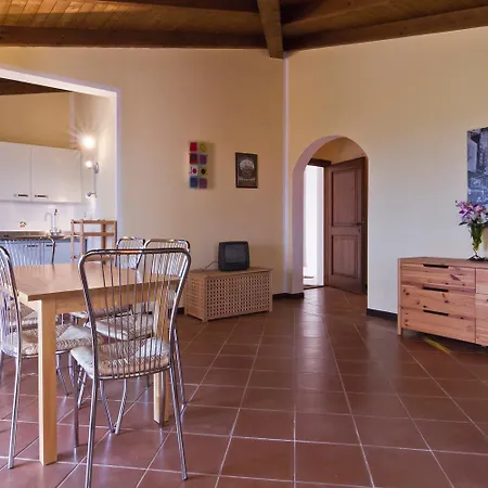 Bilocale Ciclamino Apartment Punta de su Torrione